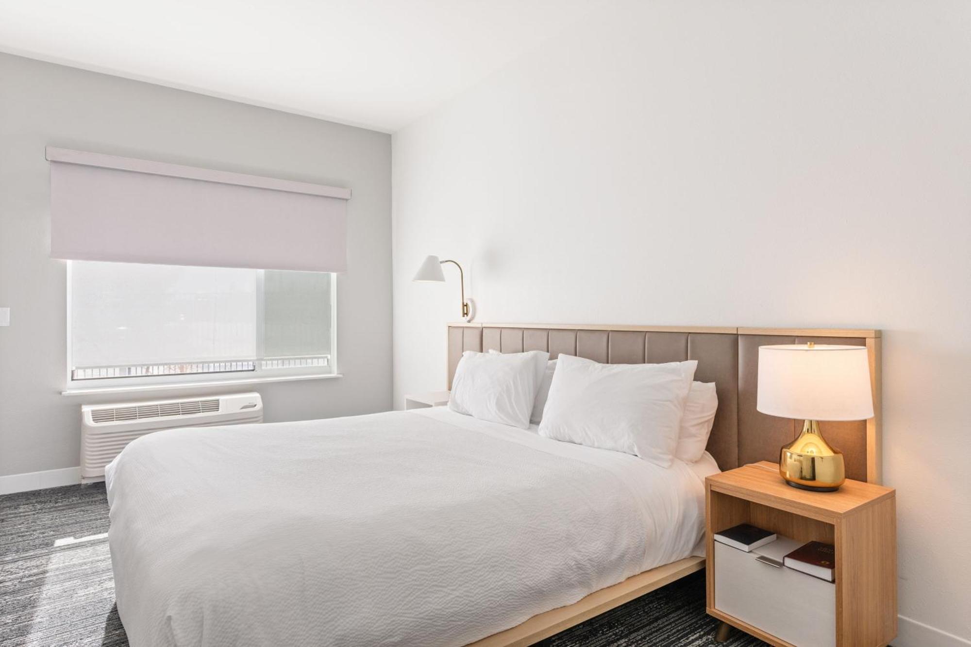 Towneplace Suites By Marriott Pueblo Downtown Bagian luar foto