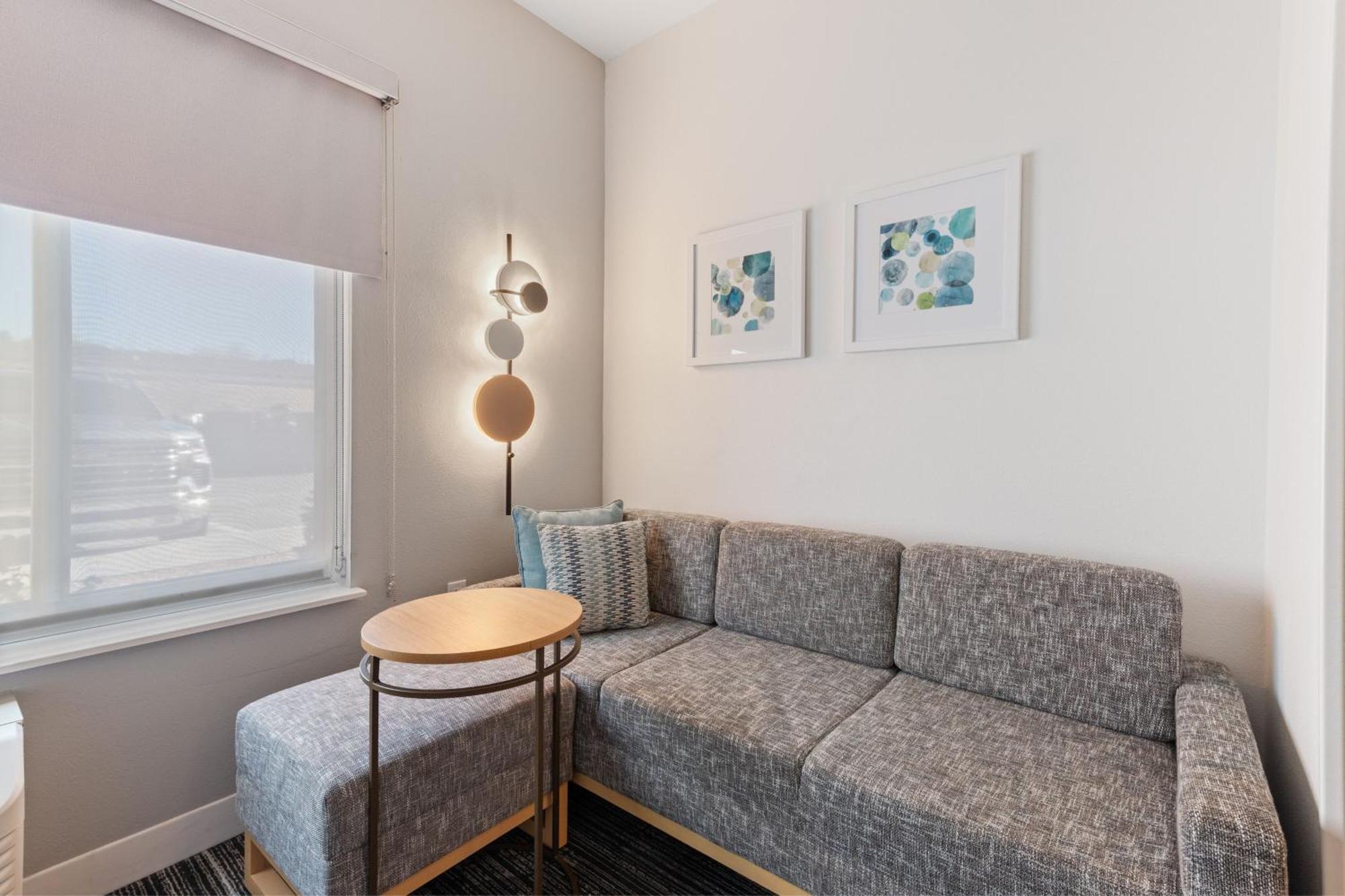 Towneplace Suites By Marriott Pueblo Downtown Bagian luar foto